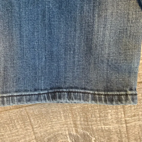 Lucky Brand 221 Original Straight Jeans - Picture 9 of 15
